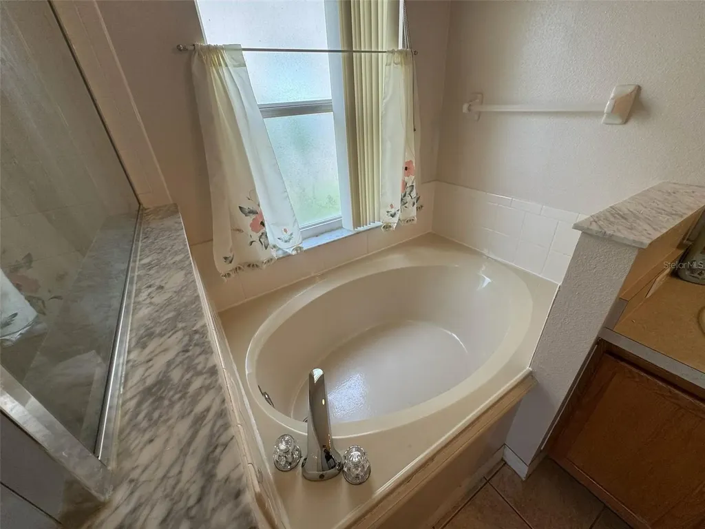 856 Cassia Drive Davenport FL 33897