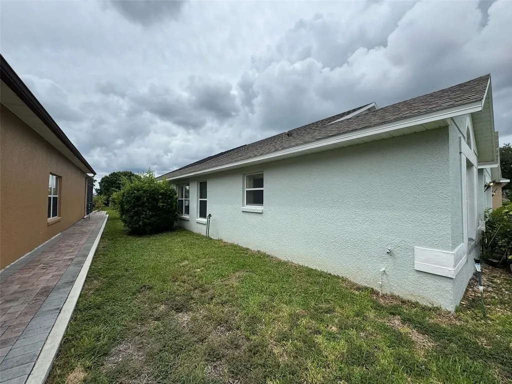 856 Cassia Drive Davenport FL 33897