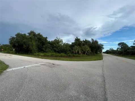 3195 Como Street Port Charlotte FL 33948