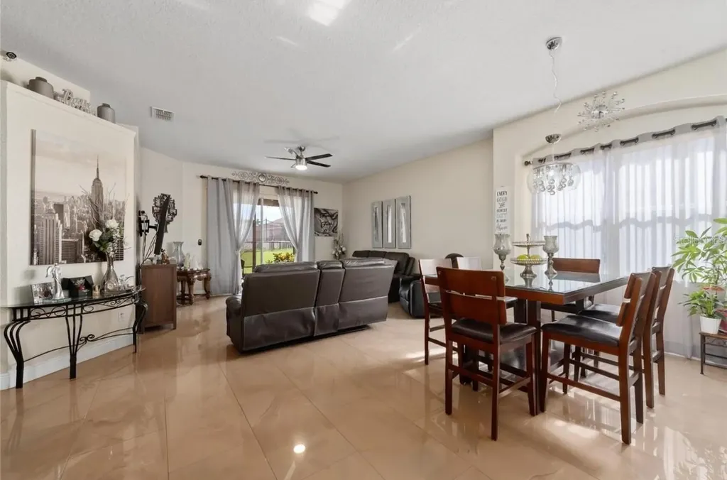 2831 Oconnell Drive Kissimmee FL 34741