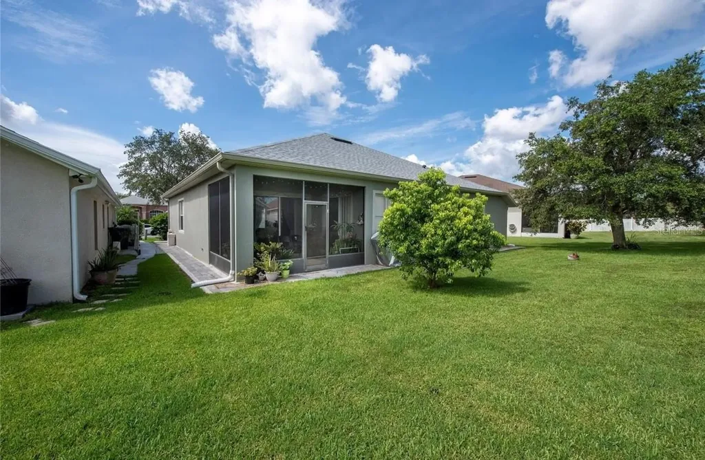 2831 Oconnell Drive Kissimmee FL 34741