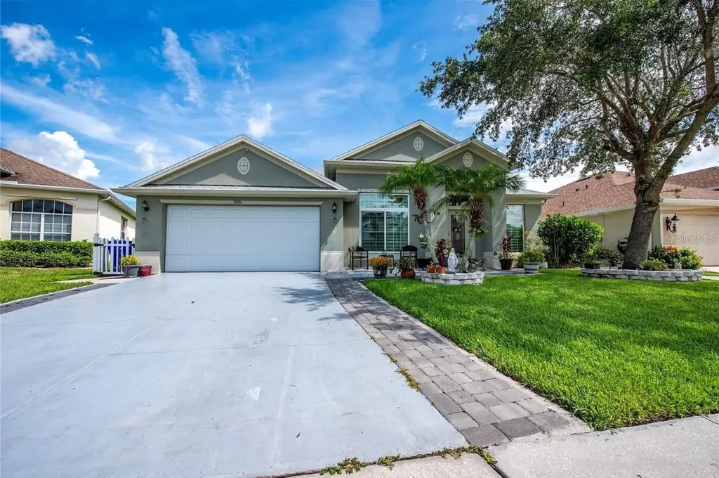 2831 Oconnell Drive Kissimmee FL 34741