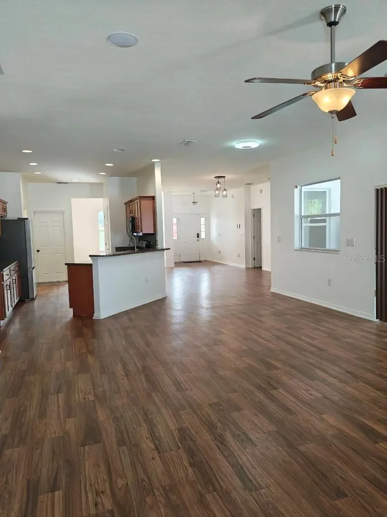 1561 Shorewood Drive Auburndale FL 33823