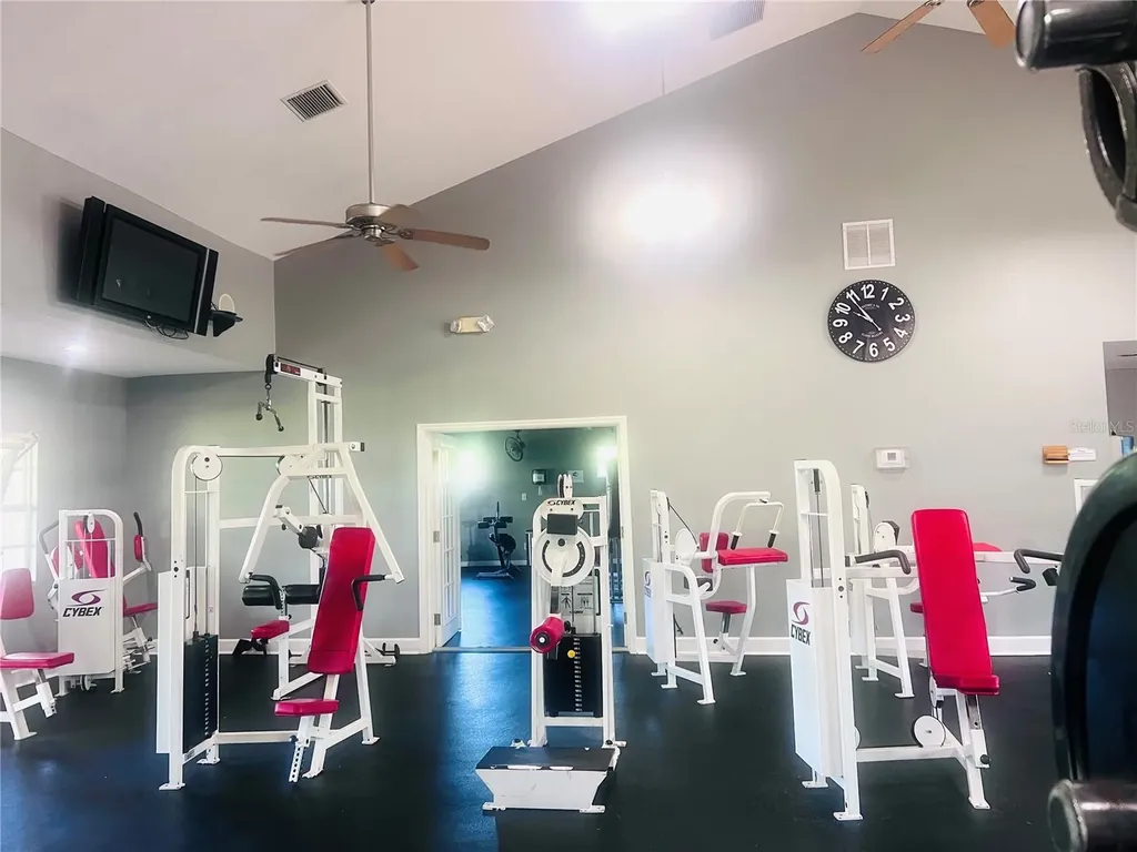 5020 Beach Drive SE St Petersburg FL 33705