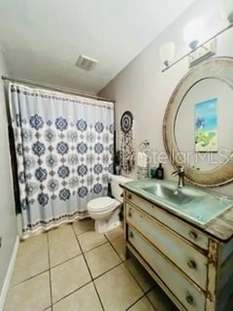 5020 Beach Drive SE St Petersburg FL 33705