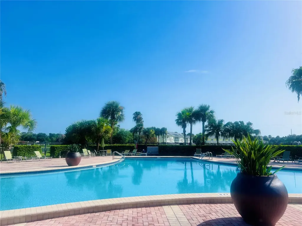 5020 Beach Drive SE St Petersburg FL 33705