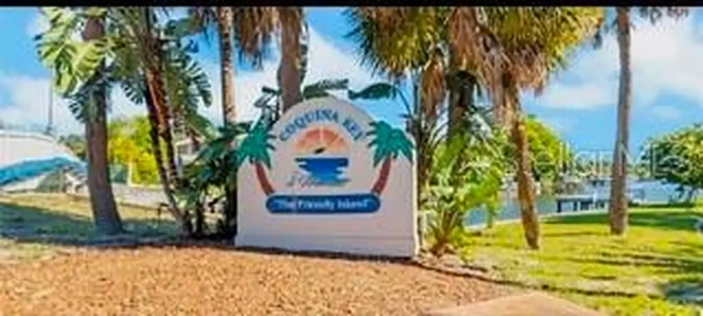 5020 Beach Drive SE St Petersburg FL 33705