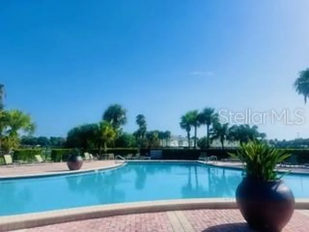 5020 Beach Drive SE St Petersburg FL 33705