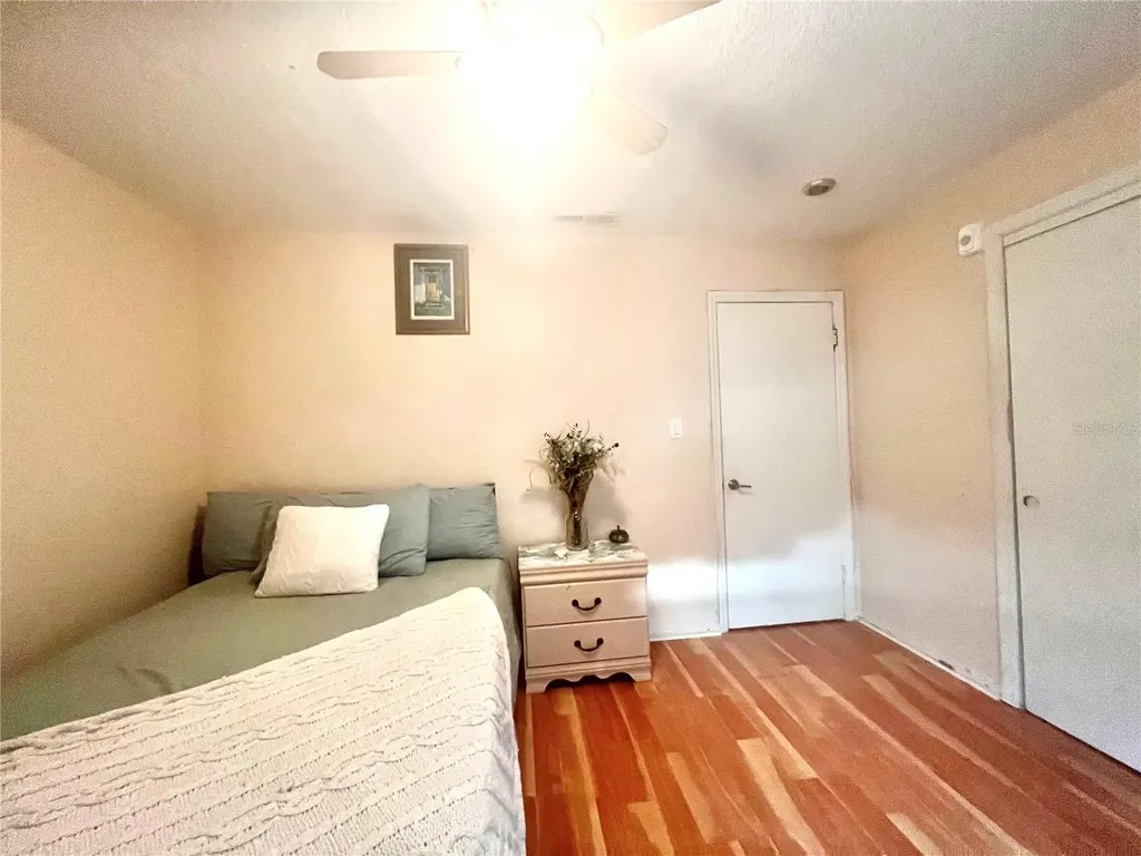 5020 Beach Drive SE St Petersburg FL 33705