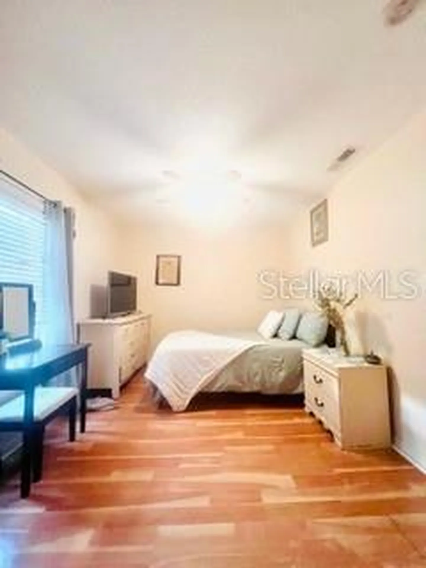 5020 Beach Drive SE St Petersburg FL 33705
