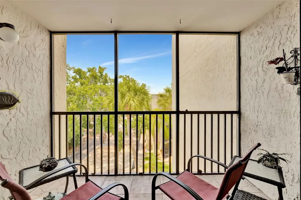 6157 Midnight Pass Road Sarasota FL 34242