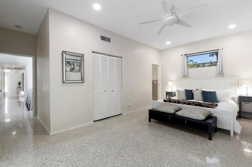 1165 Morningside Place Sarasota FL 34236
