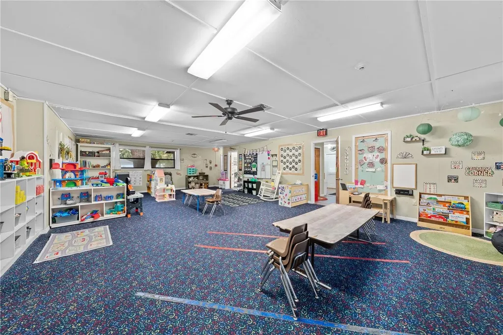 102 S Highland Street Bushnell FL 33513