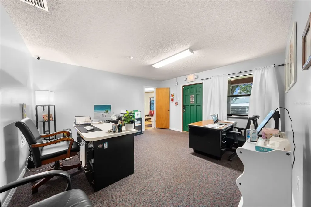 102 S Highland Street Bushnell FL 33513