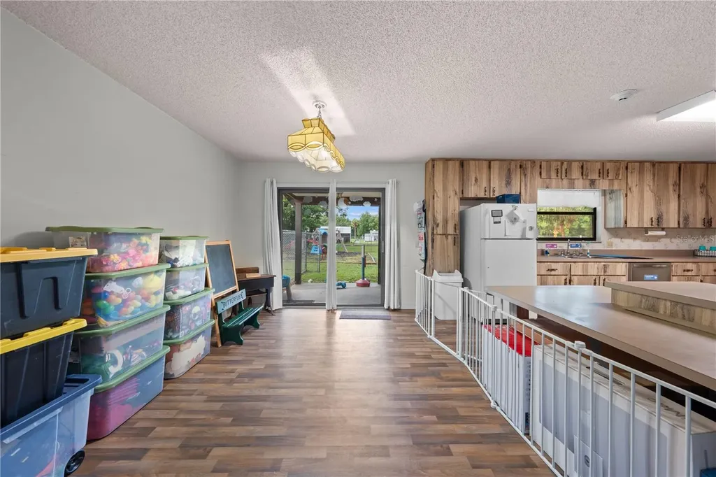 102 S Highland Street Bushnell FL 33513