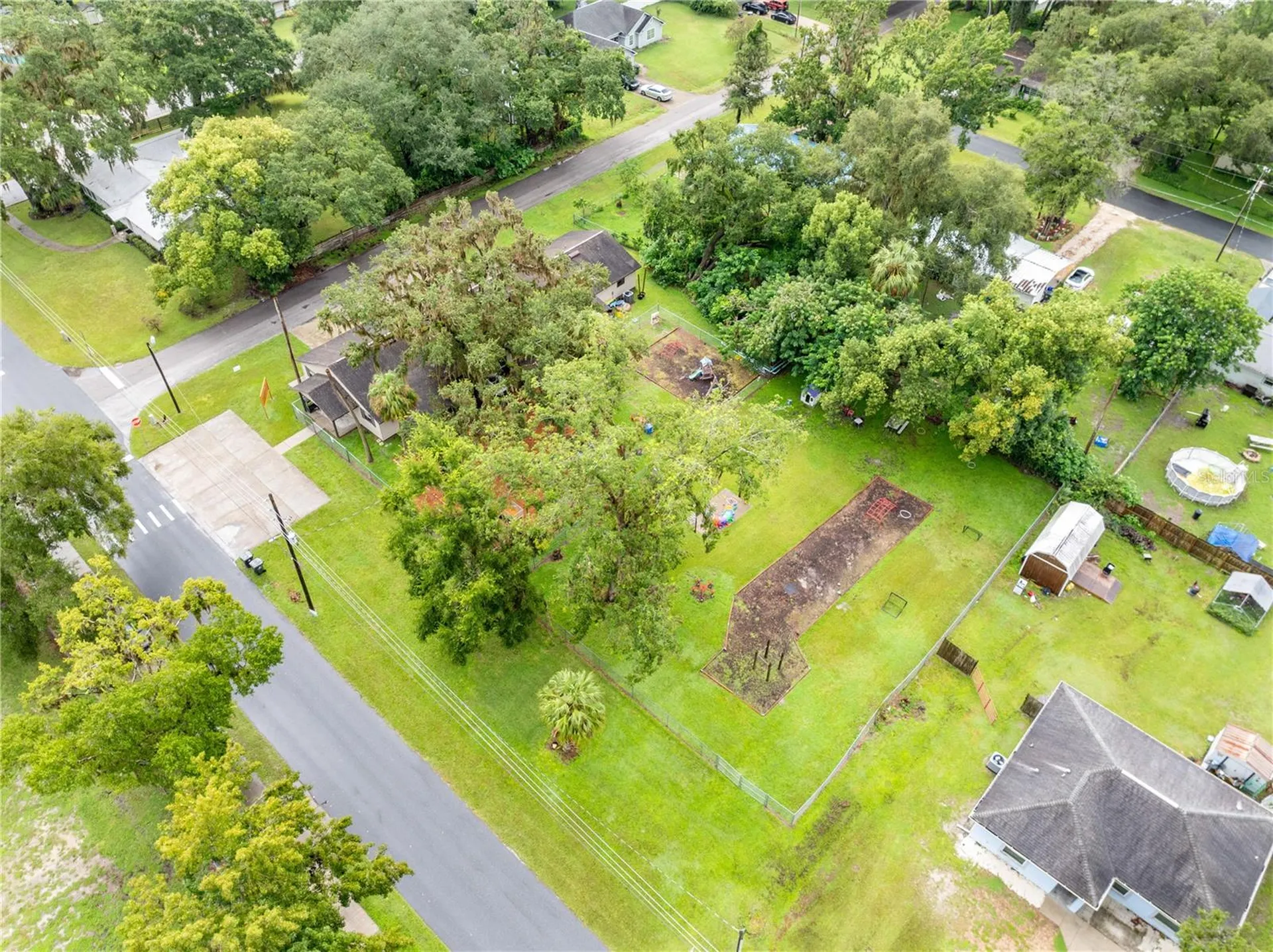 102 S Highland Street Bushnell FL 33513