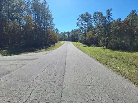 76 SW Court Court SW Dunnellon FL 34432