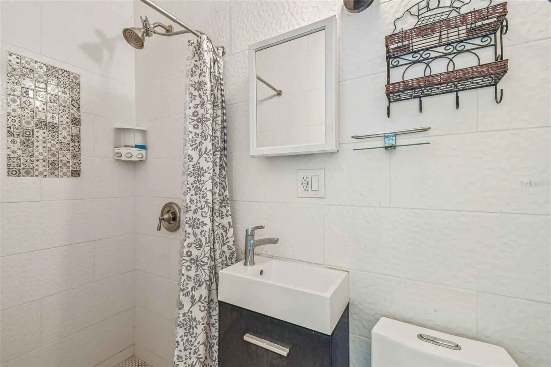 3203 E Yukon Street Tampa FL 33604