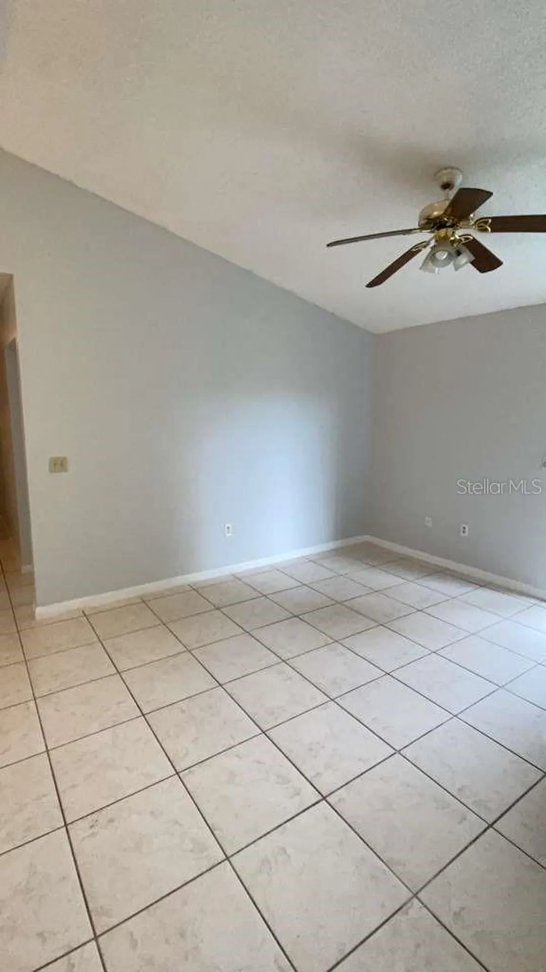 5214 Via Hacienda Circle Orlando FL 32839