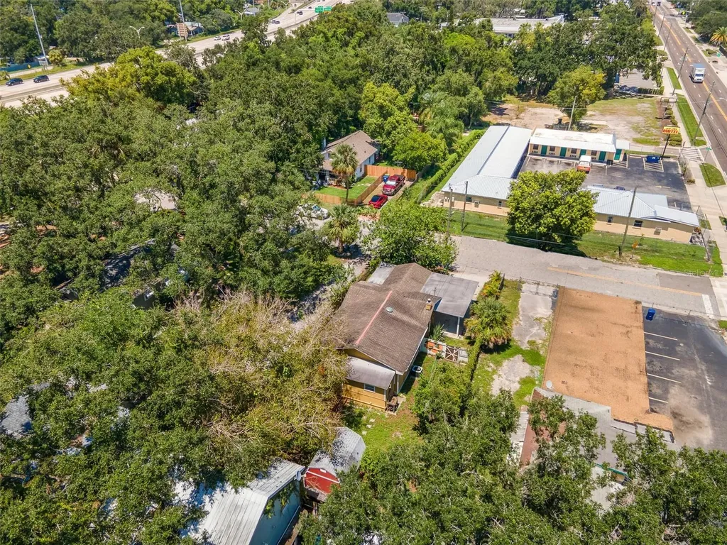 809 E Lambright Street Tampa FL 33604