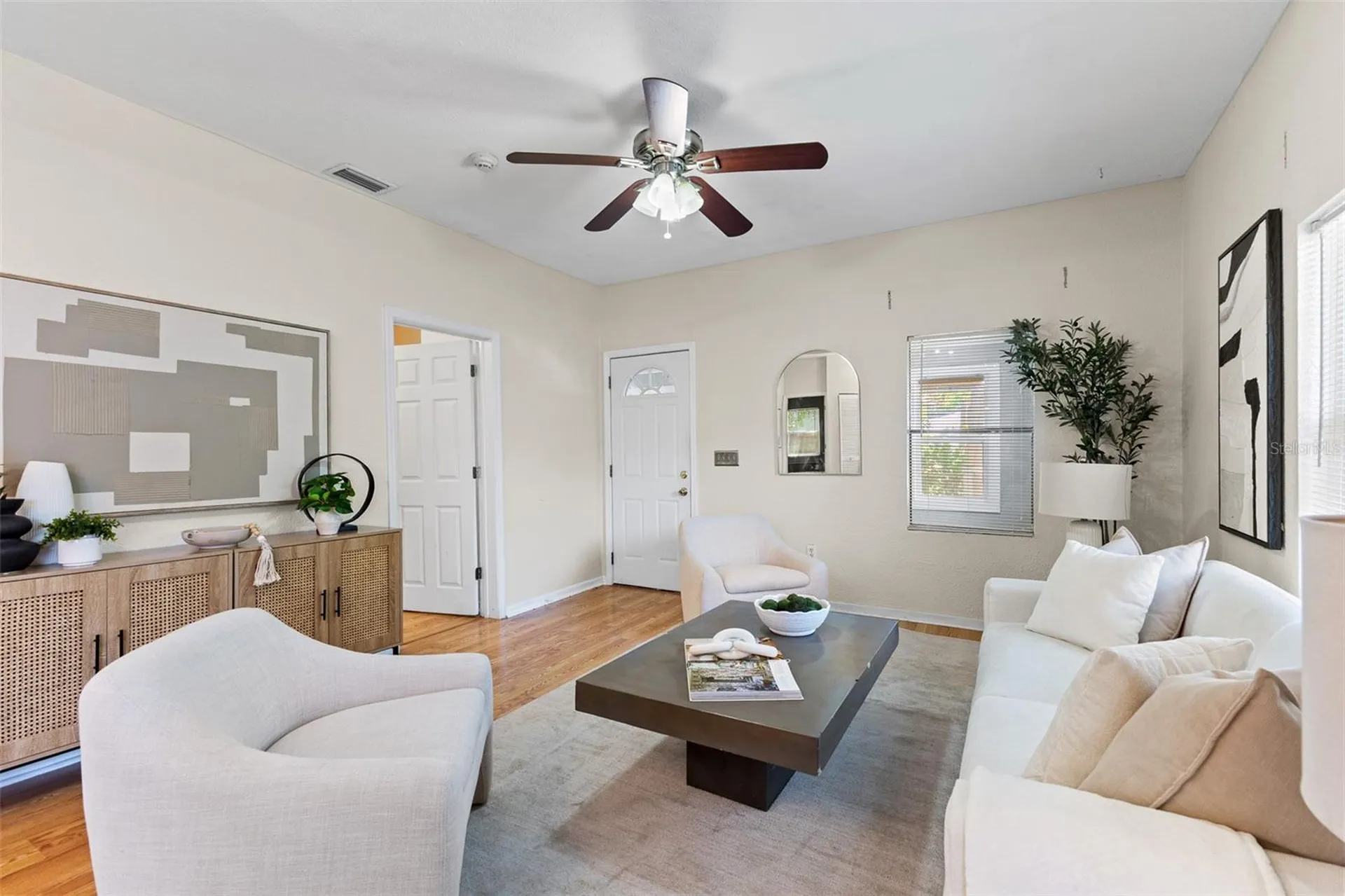809 E Lambright Street Tampa FL 33604