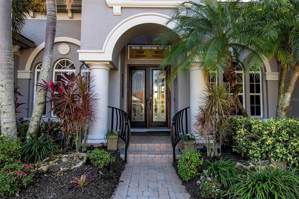 8116 Lone Tree Glen Lakewood Ranch FL 34202