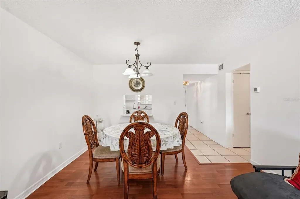 3606 Lake Bayshore Drive Bradenton FL 34205