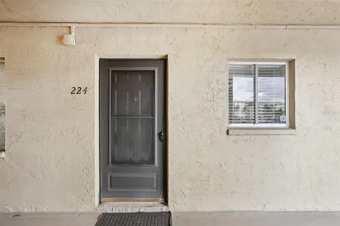 3606 Lake Bayshore Drive Bradenton FL 34205