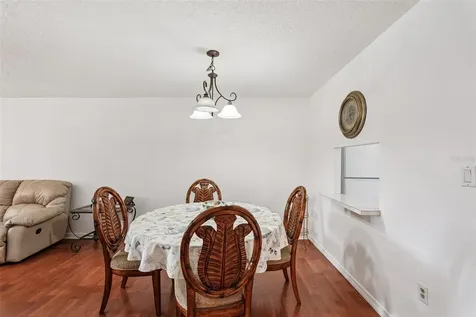 3606 Lake Bayshore Drive Bradenton FL 34205