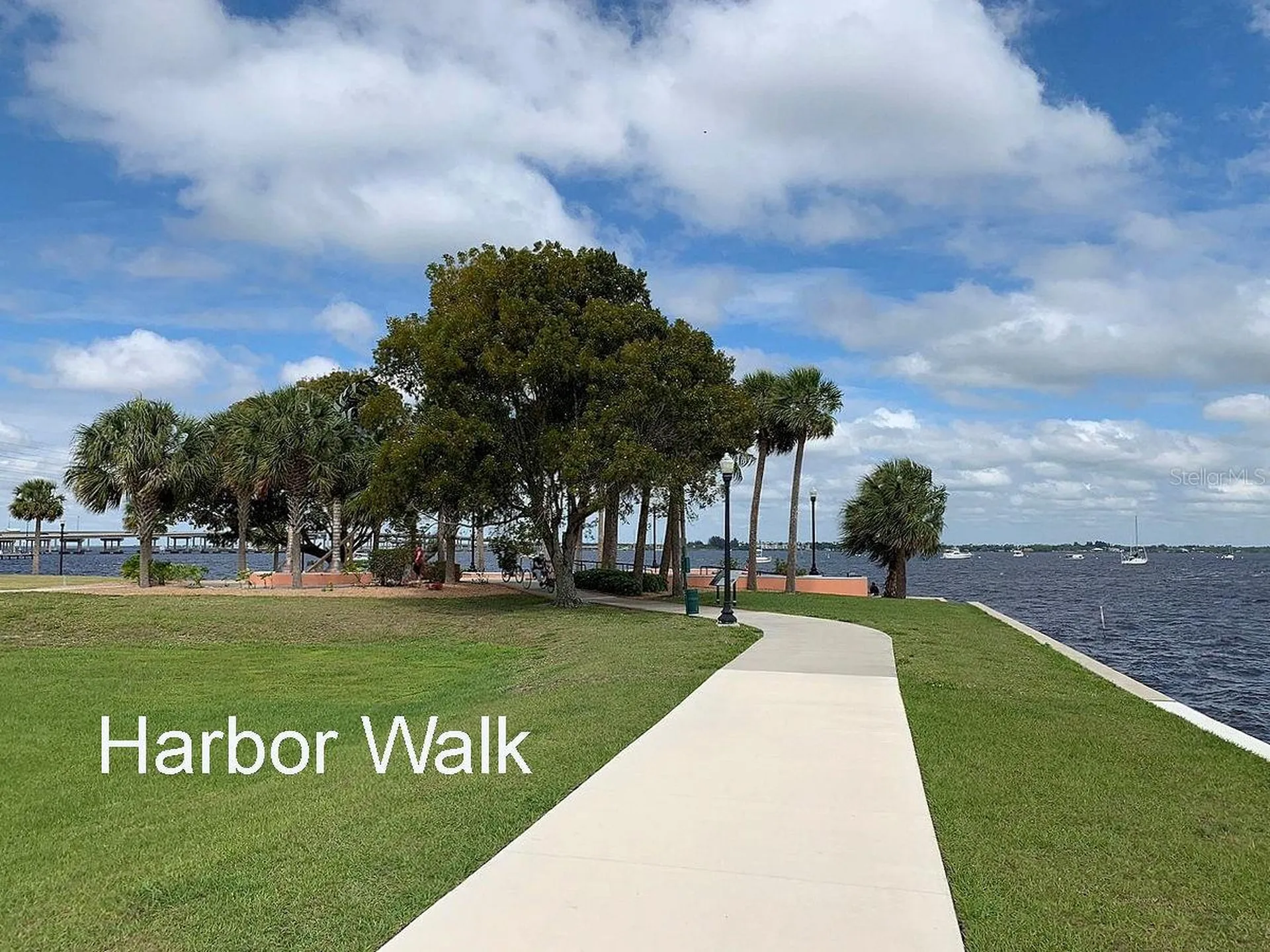 527 Palm Avenue Punta Gorda FL 33950