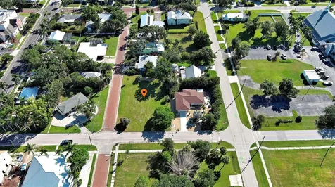 527 Palm Avenue Punta Gorda FL 33950