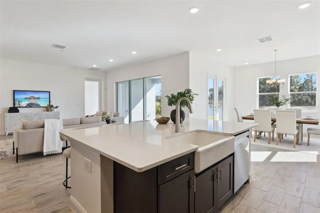 2574 Wise River Lane Zephyrhills FL 33541