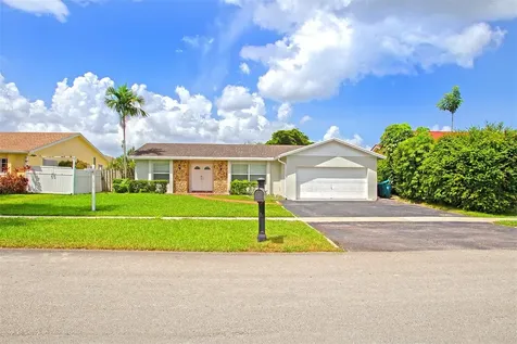 5031 SW 87th Avenue Cooper City FL 33328