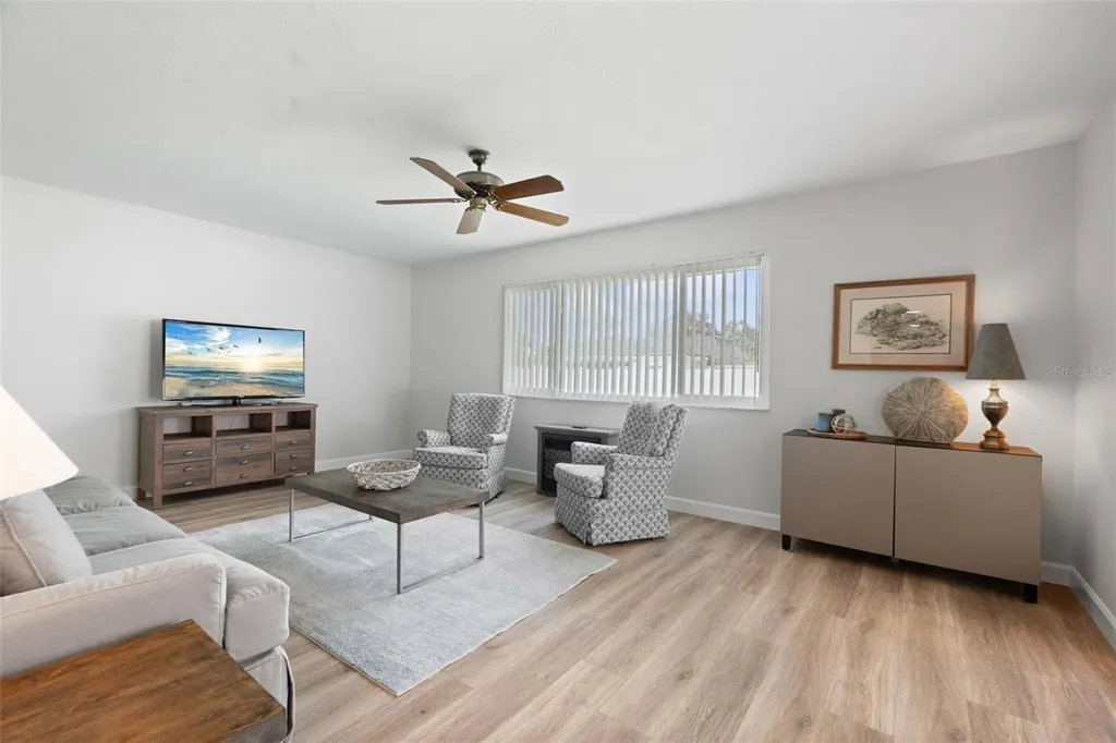 3952 Ashwood Lane Sarasota FL 34232