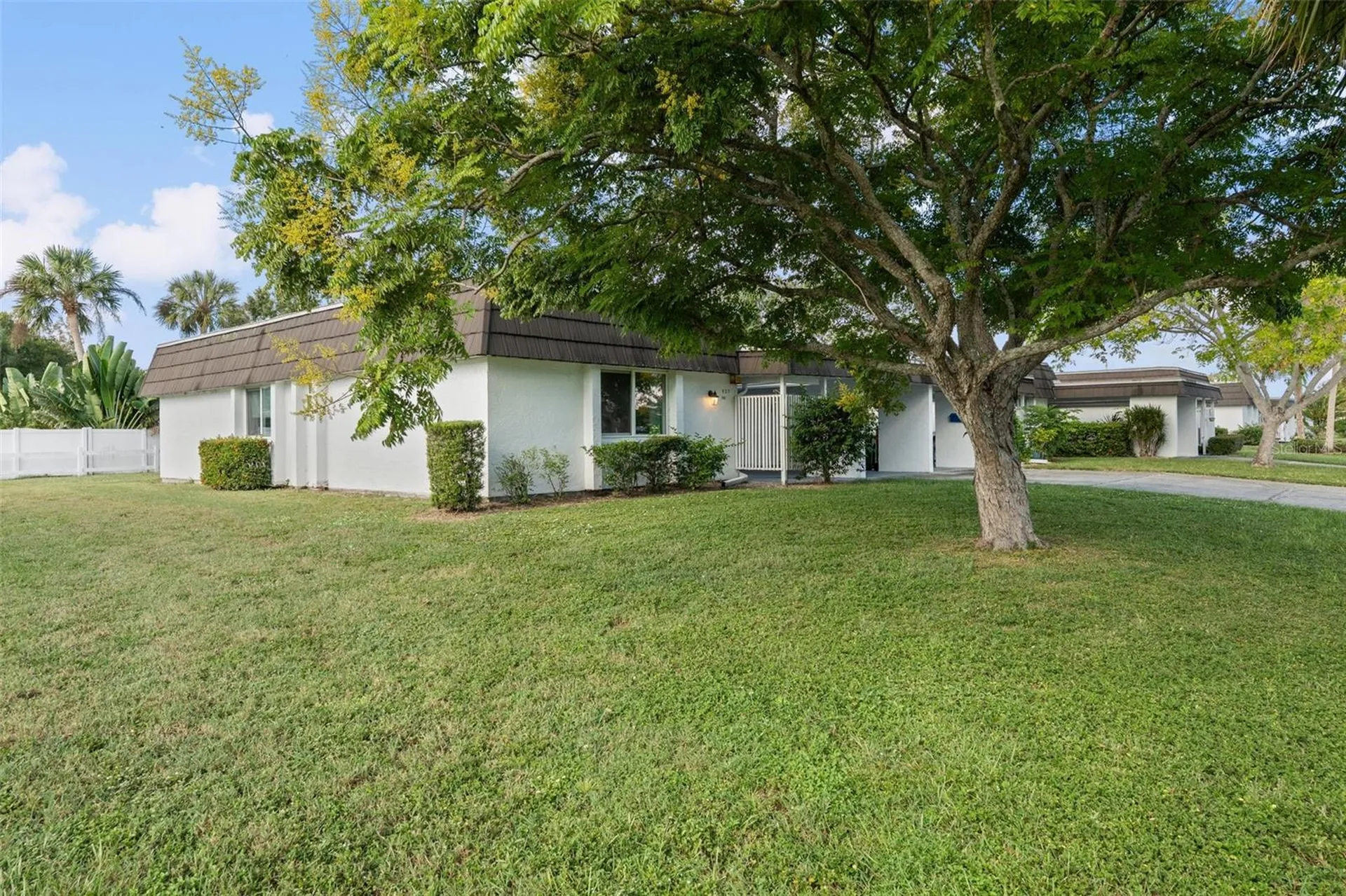 3952 Ashwood Lane Sarasota FL 34232