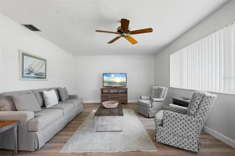 3952 Ashwood Lane Sarasota FL 34232