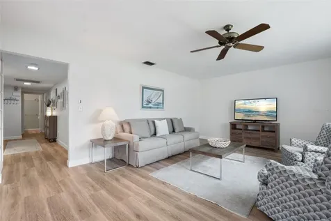 3952 Ashwood Lane Sarasota FL 34232