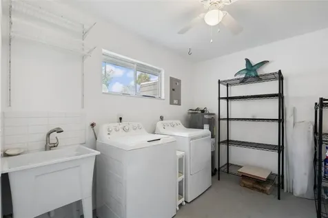 3952 Ashwood Lane Sarasota FL 34232