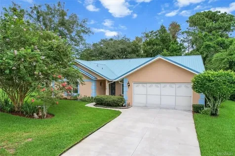 25 Redbay Court W Homosassa FL 34446