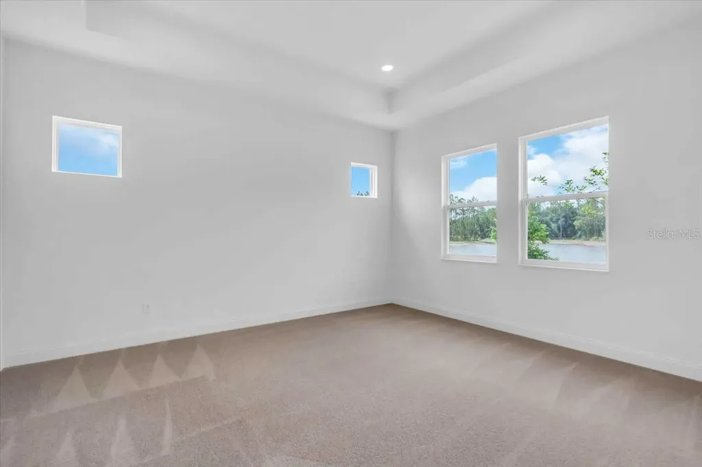 2302 Lone Tree Bend Zephyrhills FL 33541