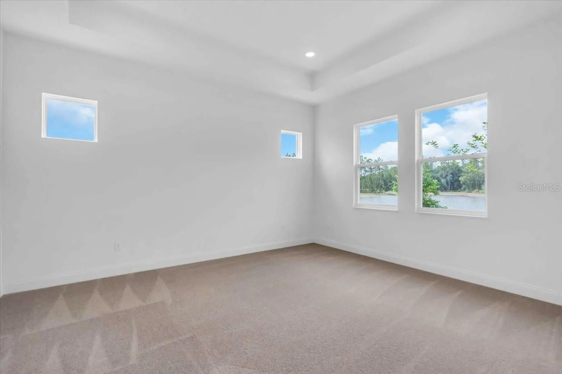 2302 Lone Tree Bend Zephyrhills FL 33541