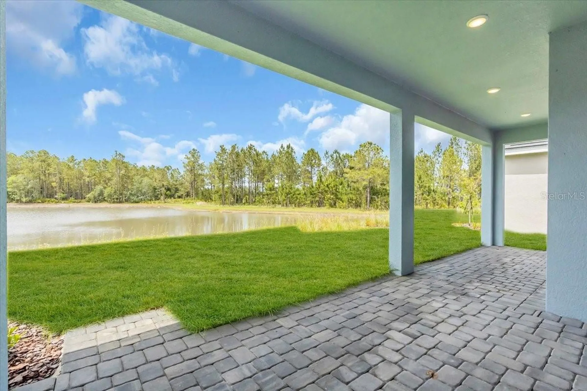 2302 Lone Tree Bend Zephyrhills FL 33541