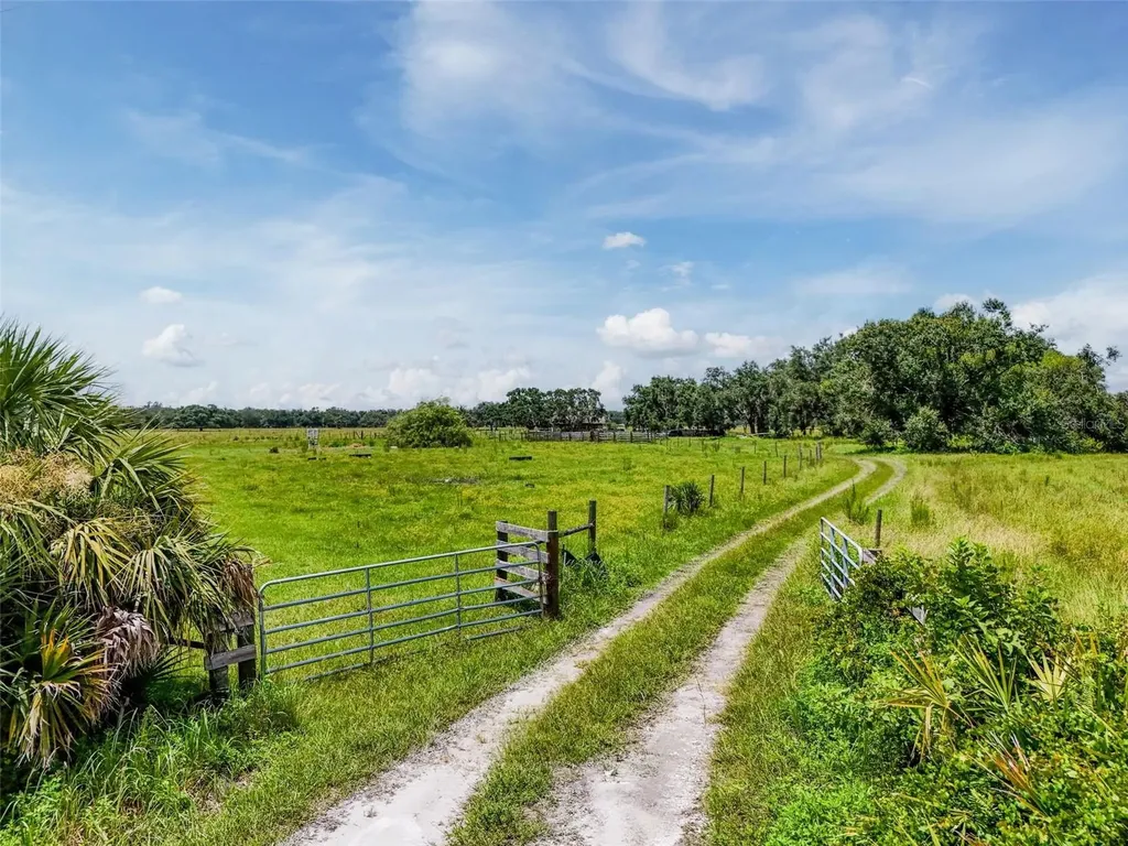 12950 River Road Myakka City FL 34251