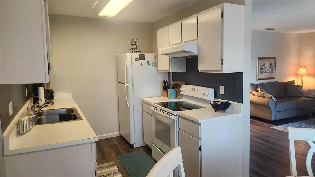 840 Center Avenue Daytona Beach FL 32117