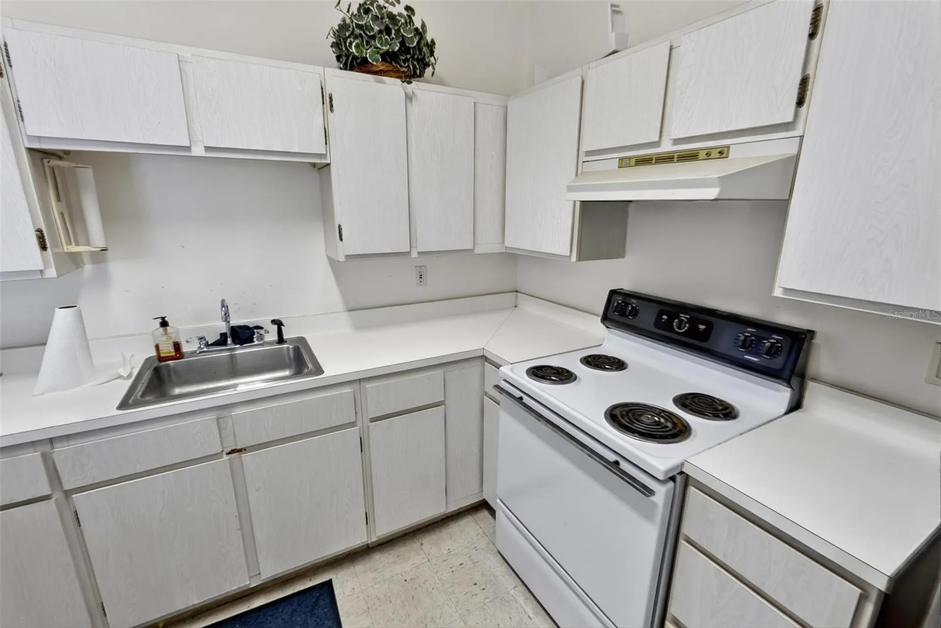 840 Center Avenue Daytona Beach FL 32117