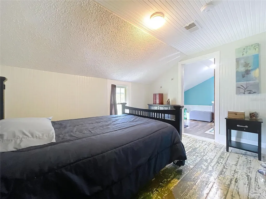 363 14th Street NW Largo FL 33770