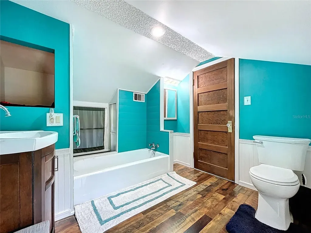 363 14th Street NW Largo FL 33770