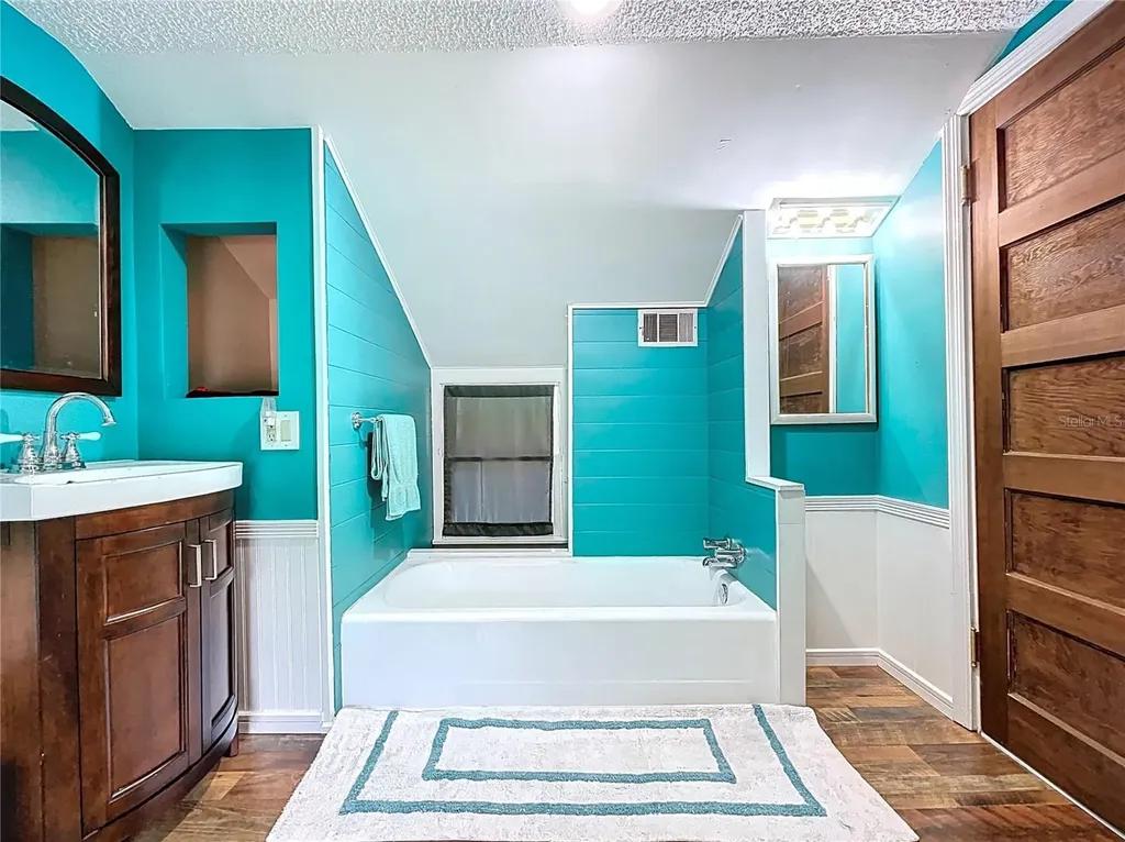 363 14th Street NW Largo FL 33770