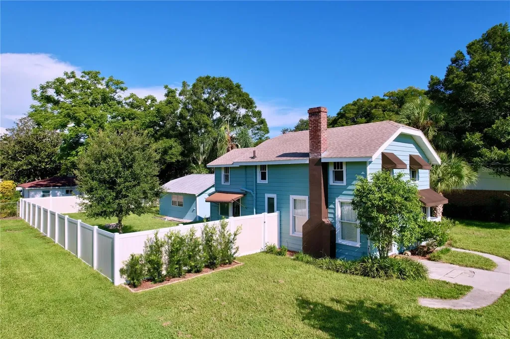 363 14th Street NW Largo FL 33770