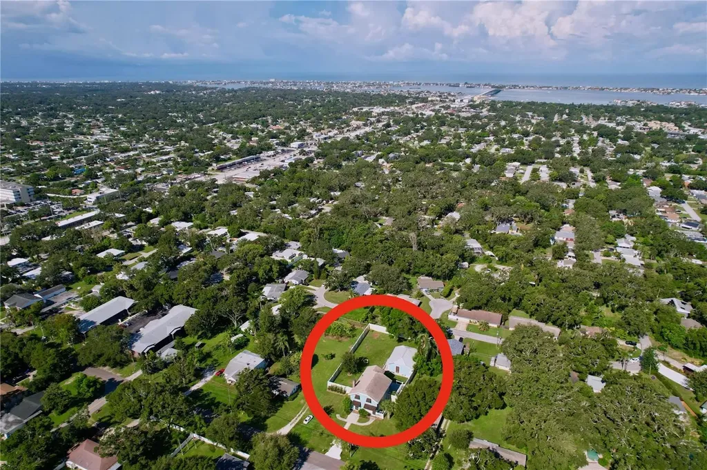 363 14th Street NW Largo FL 33770